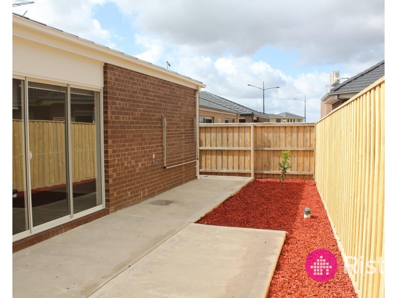 48 Beresford Road, Wollert VIC 3750