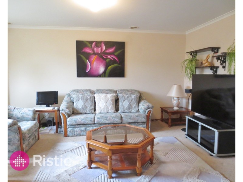 17/2 Stillman Drive, Mill Park VIC 3082