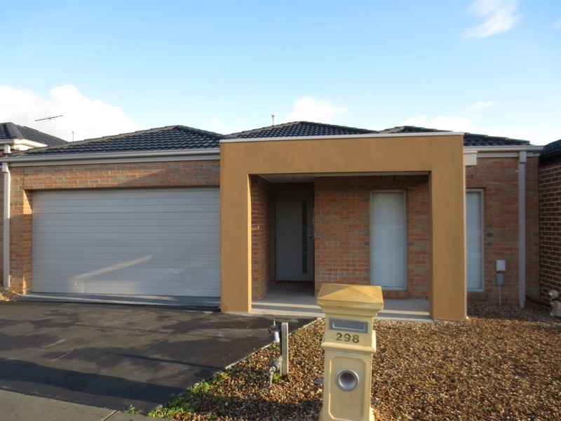 298 The Lakes Boulevard, South Morang VIC 3752