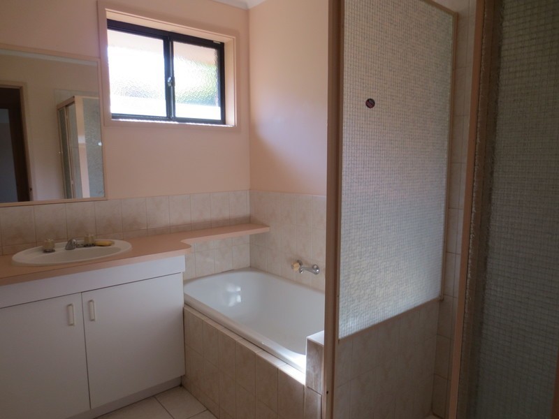 35 Lamina Avenue, Mill Park VIC 3082