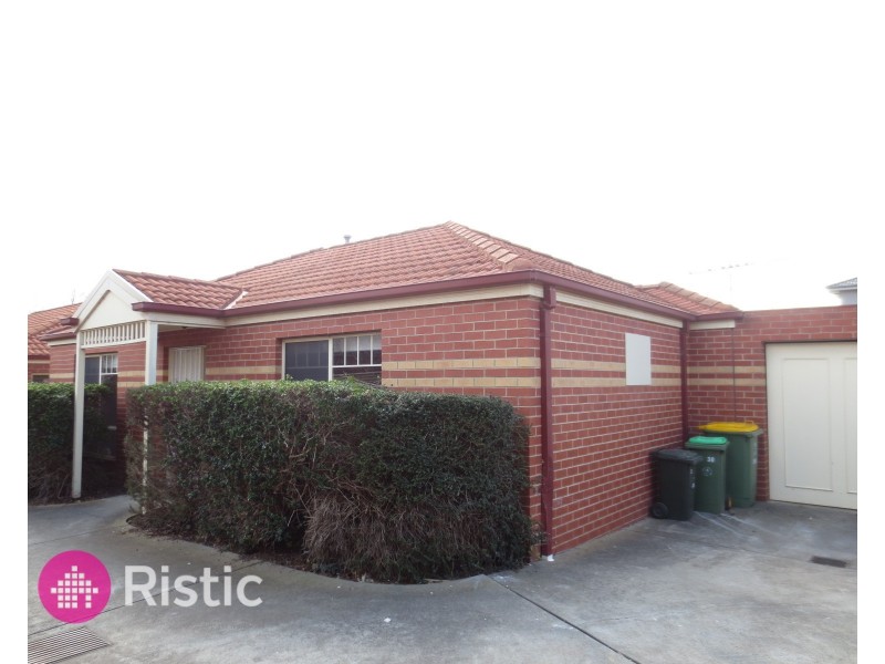 2/30 Bamfield Road, Heidelberg Heights VIC 3081