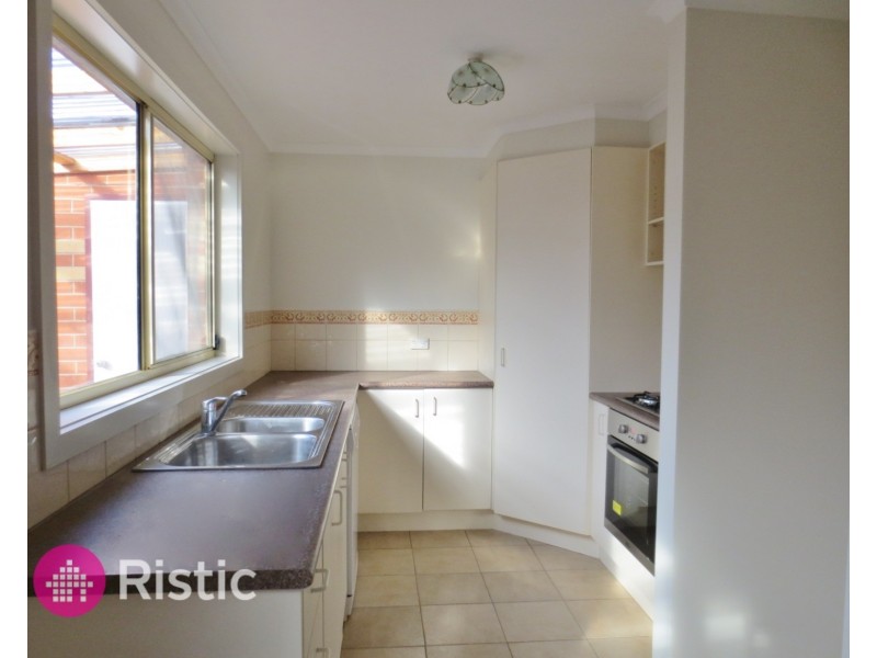 2/30 Bamfield Road, Heidelberg Heights VIC 3081