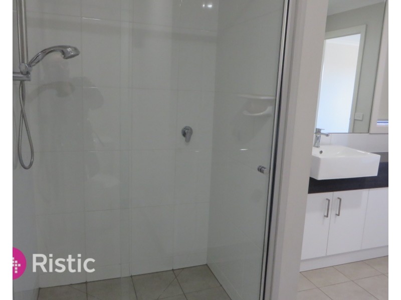 19 Sackville Street, Mernda VIC 3754