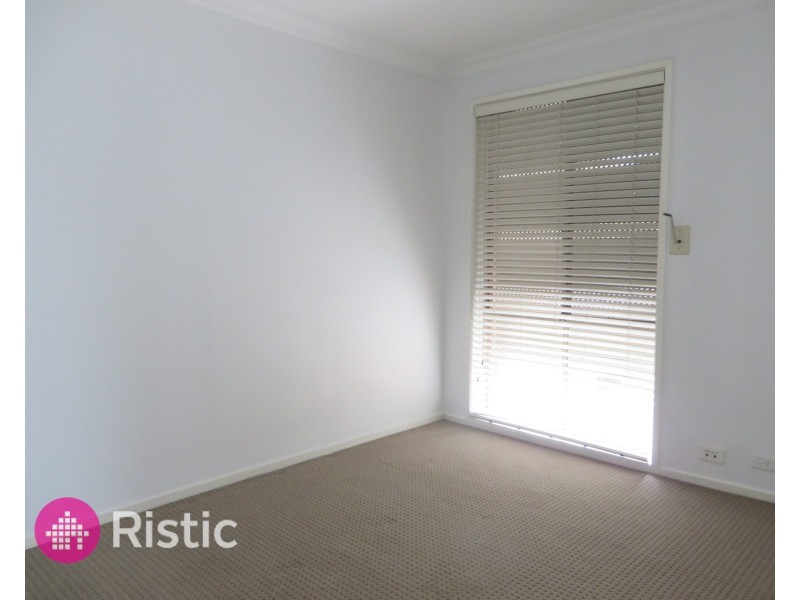 1/113 Centenary Drive, Mill Park VIC 3082