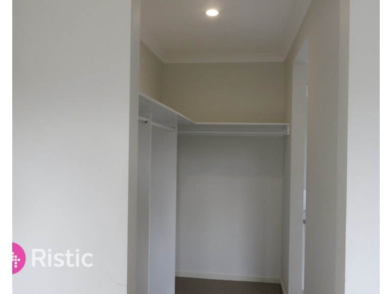 34 San Sisto Green, Mernda VIC 3754