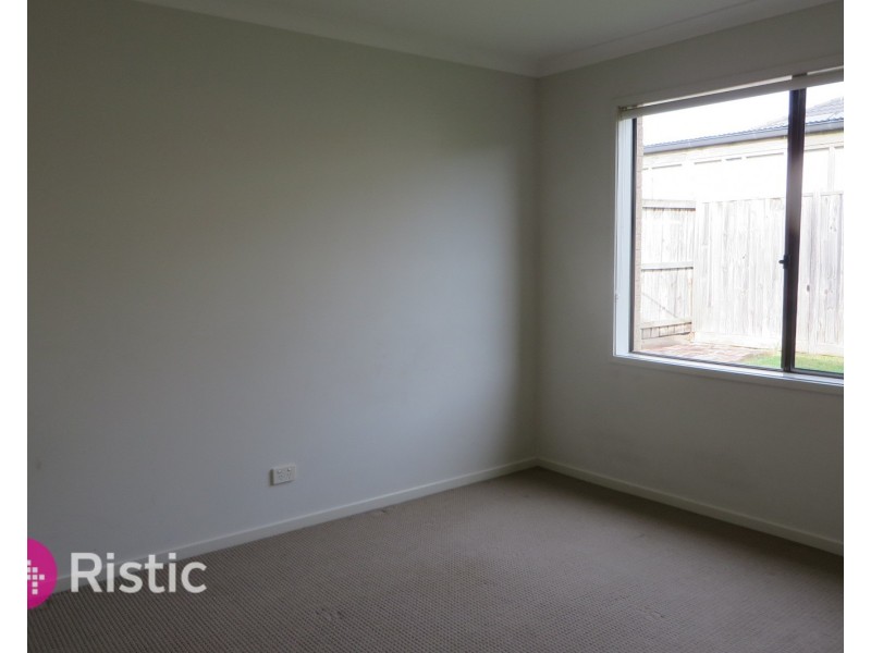 34 San Sisto Green, Mernda VIC 3754