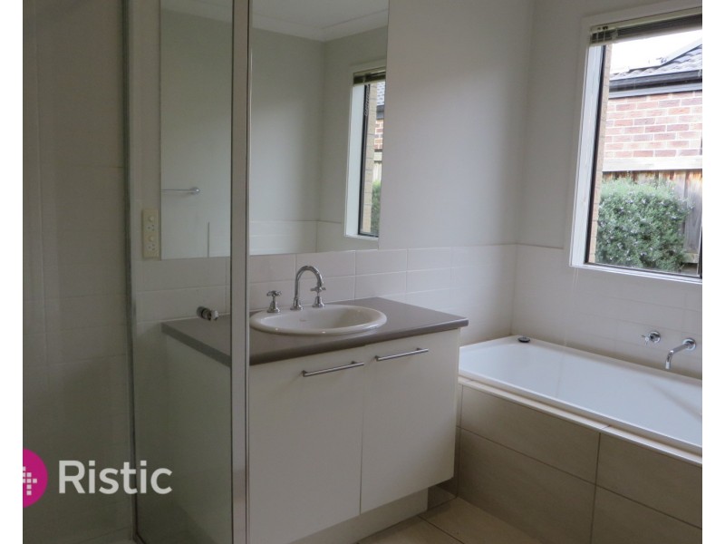 34 San Sisto Green, Mernda VIC 3754