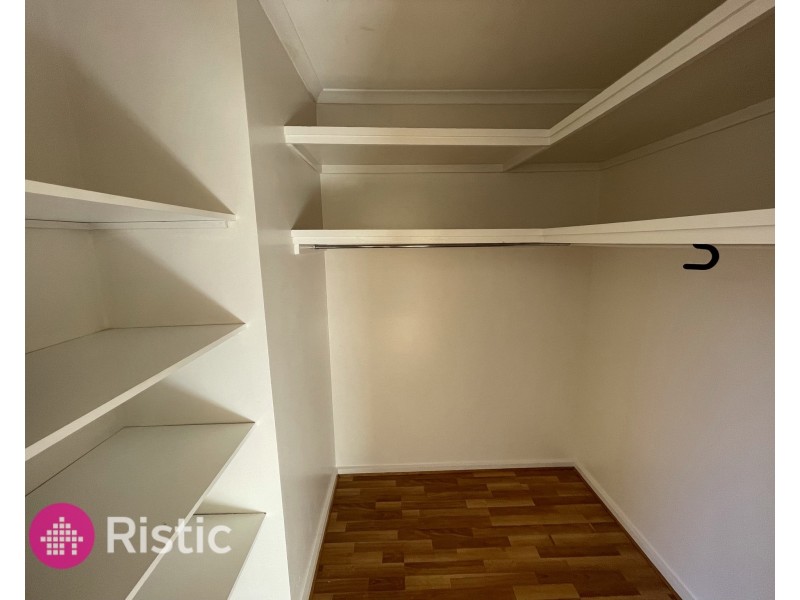 74 Moorhead Drive, Mill Park VIC 3082