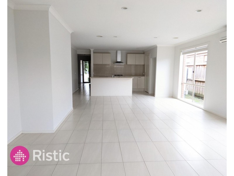 11 Cortona Grange, Mernda VIC 3754