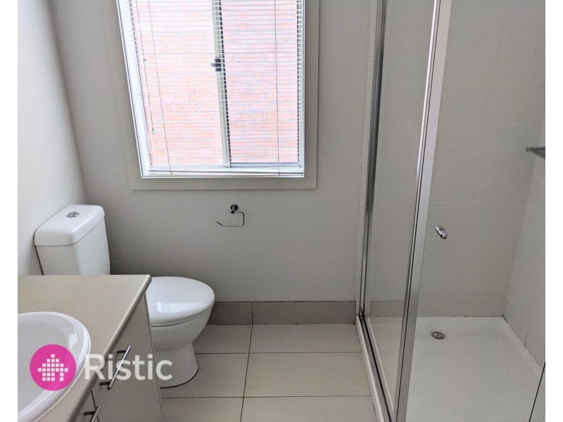 11 Cortona Grange, Mernda VIC 3754