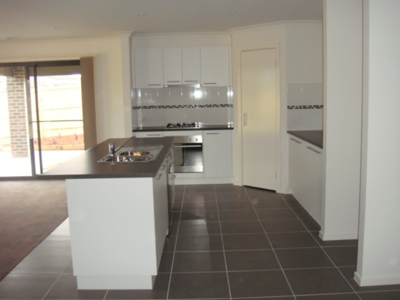 16 Pomaderris Drive, Mernda VIC 3754