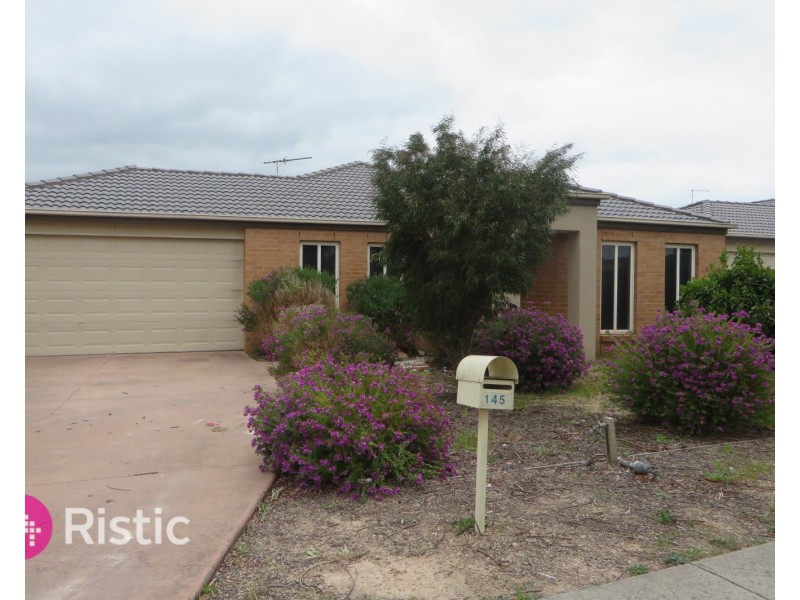 145 Webster Way, Pakenham VIC 3810