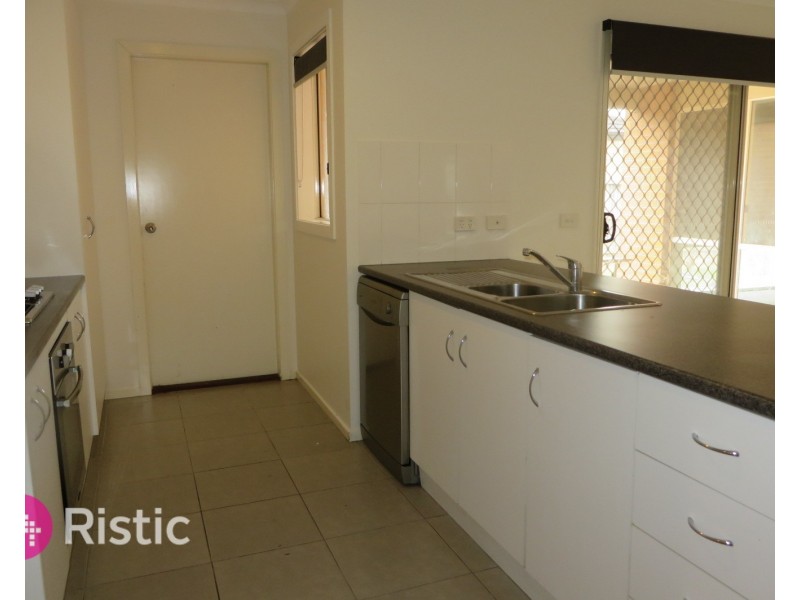 145 Webster Way, Pakenham VIC 3810