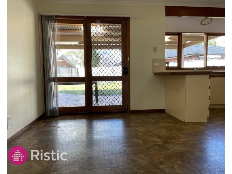 9 Irons Court, Epping VIC 3076