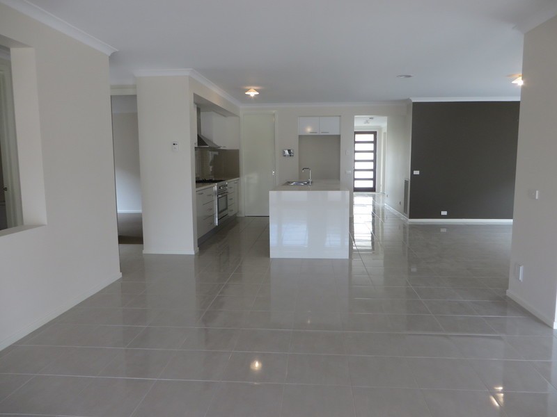 24 San Sisto Green, Mernda VIC 3754