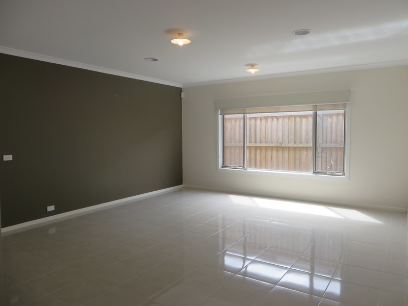 24 San Sisto Green, Mernda VIC 3754