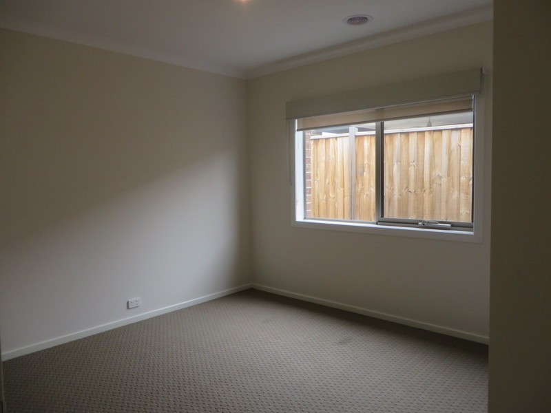 24 San Sisto Green, Mernda VIC 3754