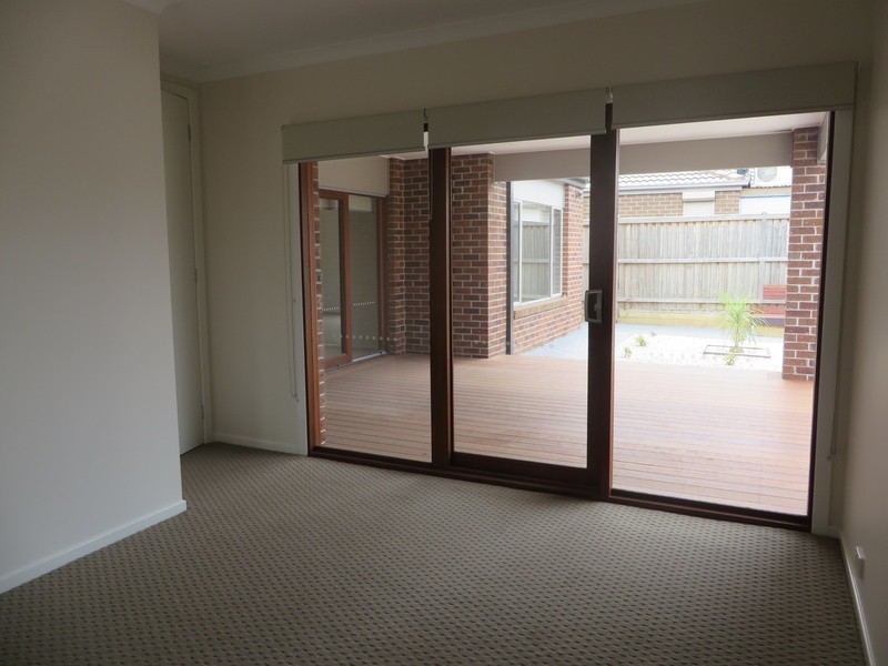 24 San Sisto Green, Mernda VIC 3754