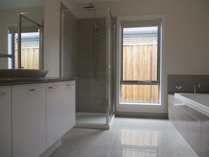 24 San Sisto Green, Mernda VIC 3754