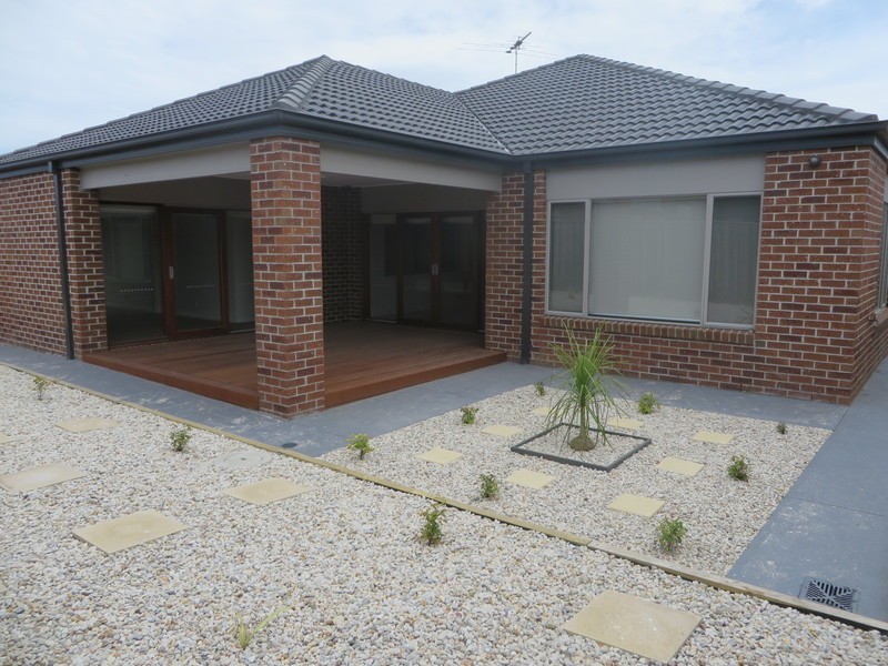 24 San Sisto Green, Mernda VIC 3754