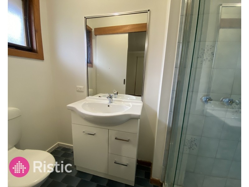 20 Grevillia Drive, Mill Park VIC 3082