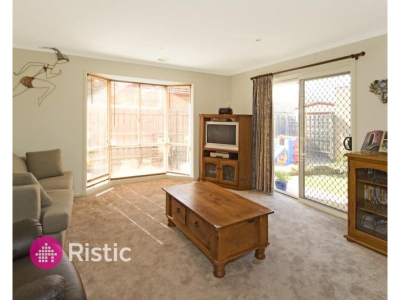 66a Cheddar Road, Reservoir VIC 3073