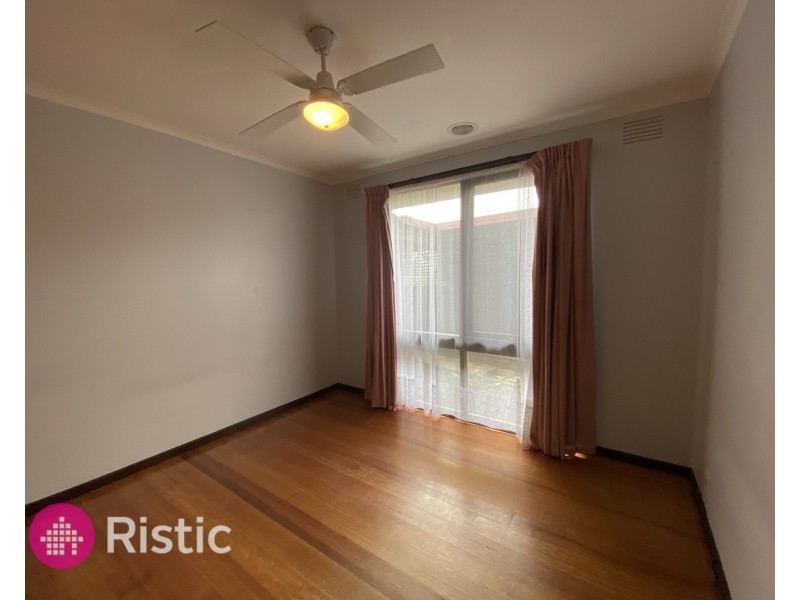 35 McDonalds Road, Epping VIC 3076