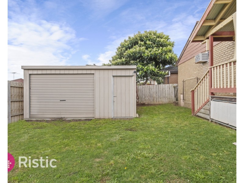 13 Springfield Court, Mill Park VIC 3082