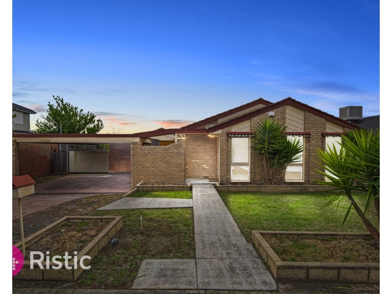13 Springfield Court, Mill Park VIC 3082
