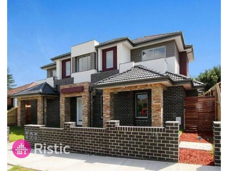 4/4 Henry Street, Reservoir VIC 3073