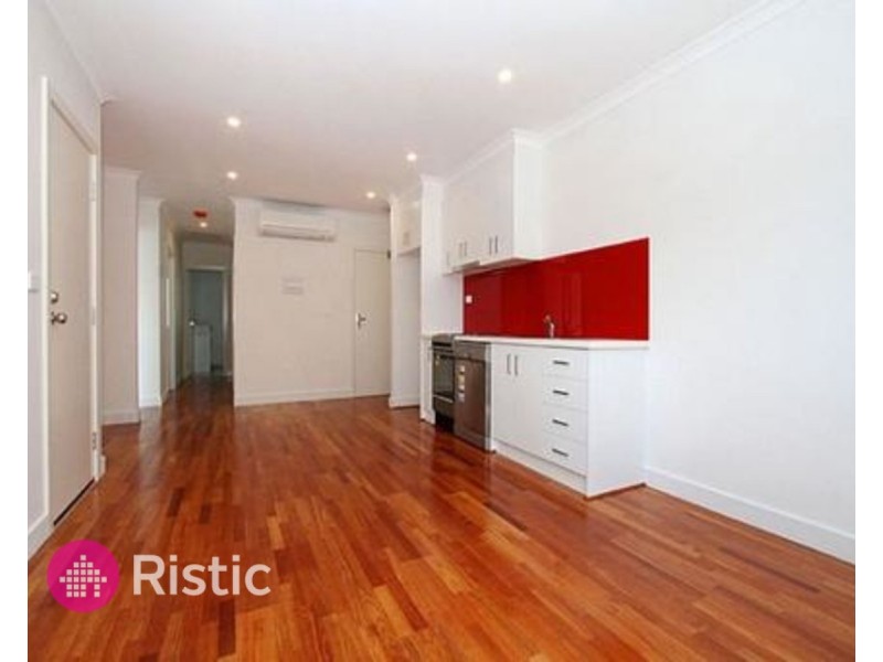4/4 Henry Street, Reservoir VIC 3073