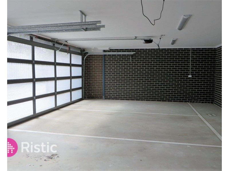 4/4 Henry Street, Reservoir VIC 3073
