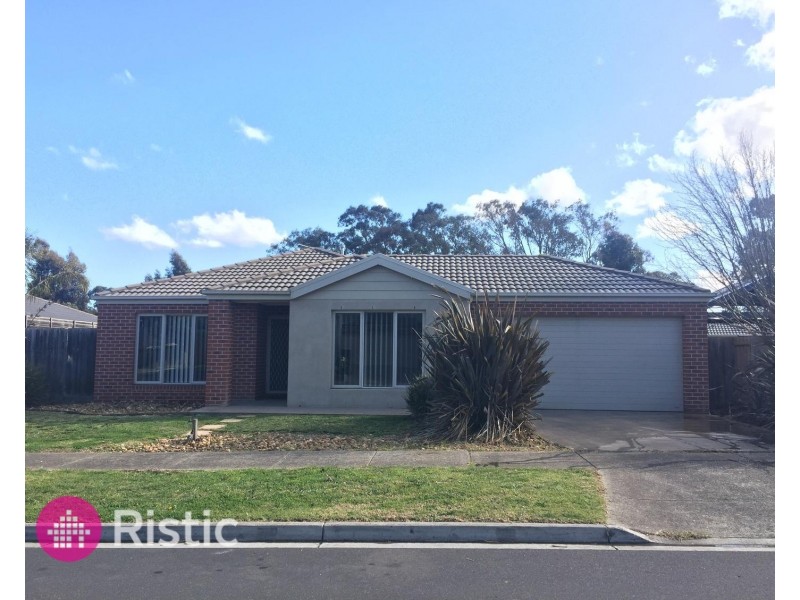 19 Sanctum Circuit, Doreen VIC 3754