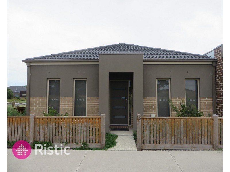 16 Pittard Walk, Epping VIC 3076