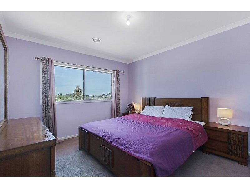 40 Muzzlewood Way, Wollert VIC 3750