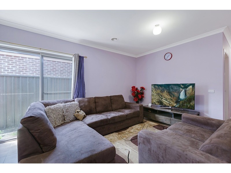 40 Muzzlewood Way, Wollert VIC 3750