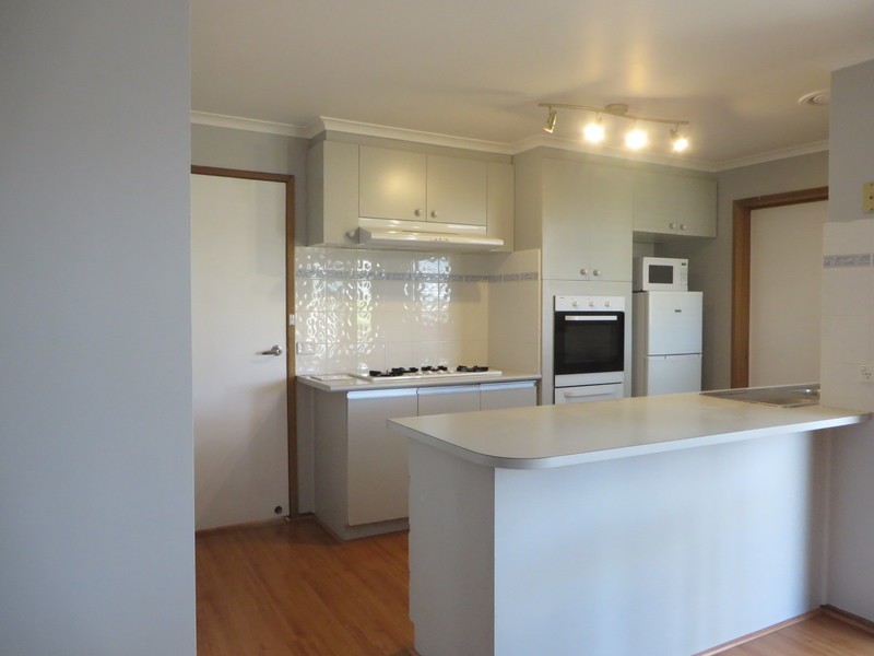 47 Grenda Drive, Mill Park VIC 3082