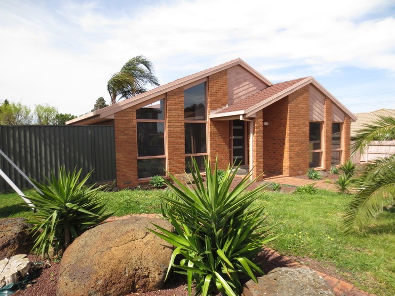 1 Mary Bryant Court, Mill Park VIC 3082