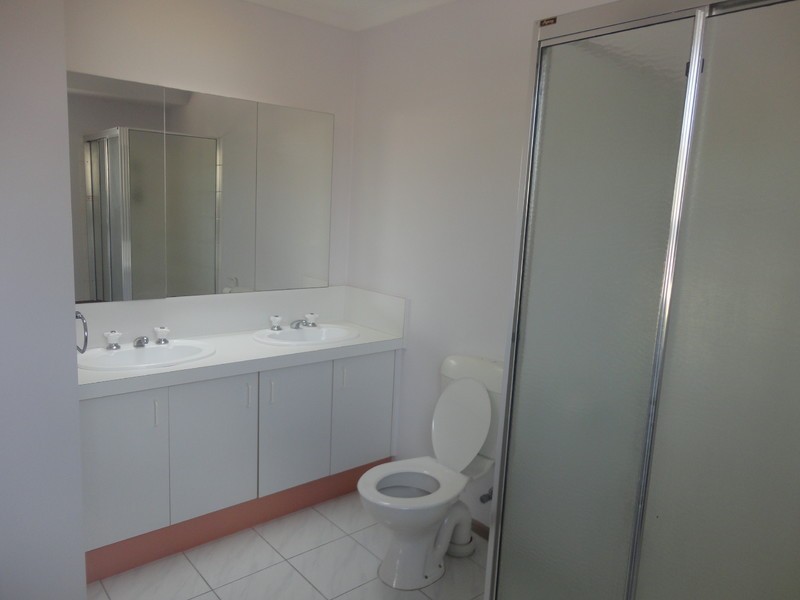 1 Mary Bryant Court, Mill Park VIC 3082