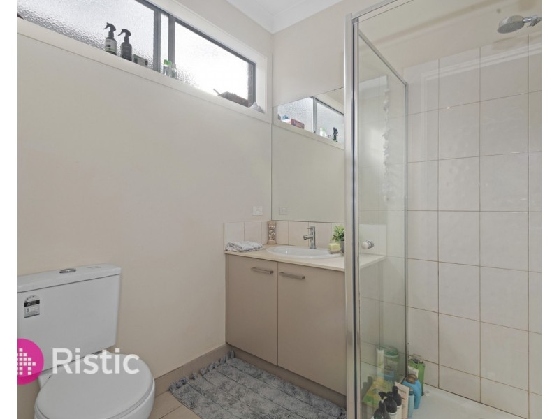 104 Gordons Road, South Morang VIC 3752