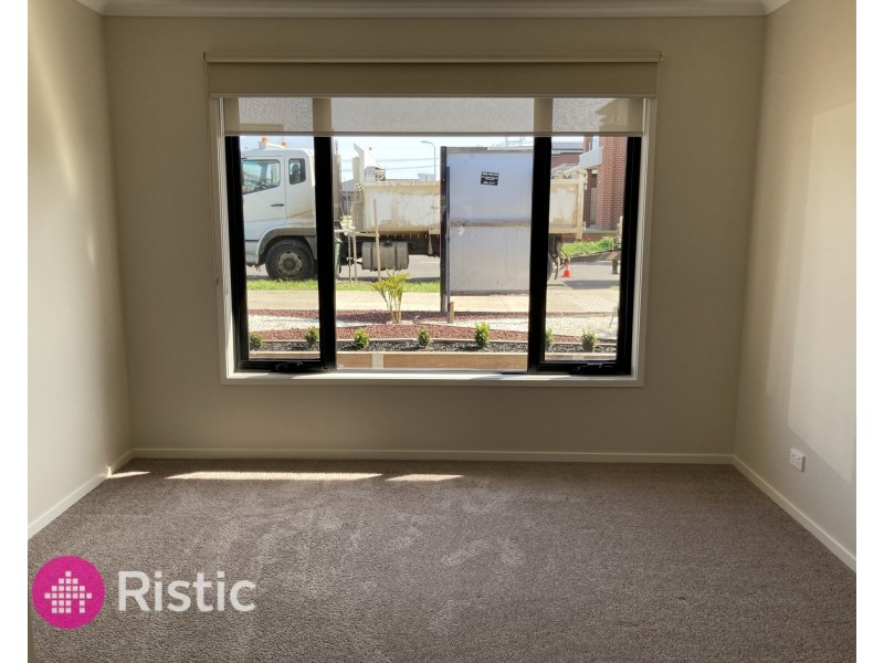 48 Woodcrest Way, Wollert VIC 3750