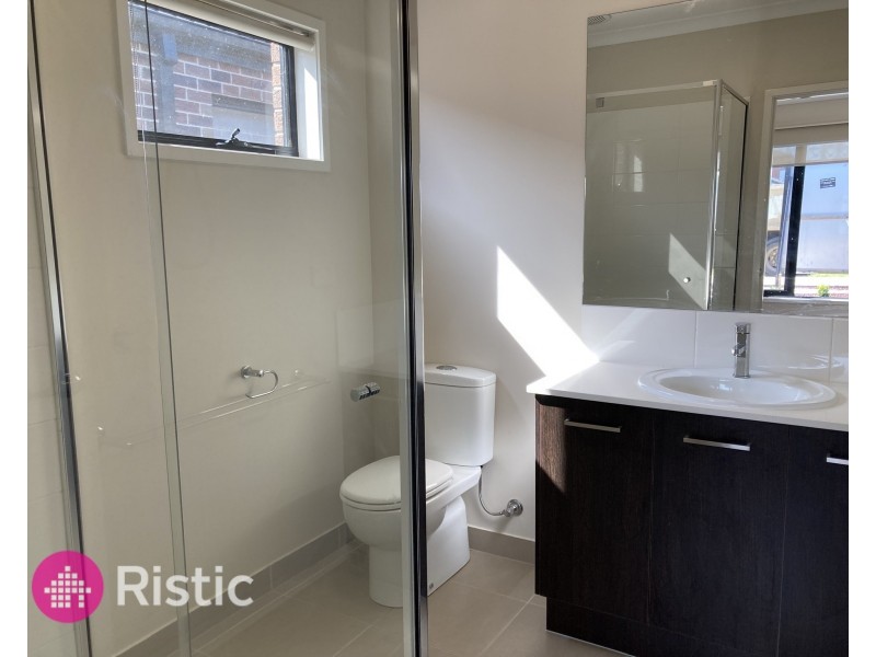 48 Woodcrest Way, Wollert VIC 3750