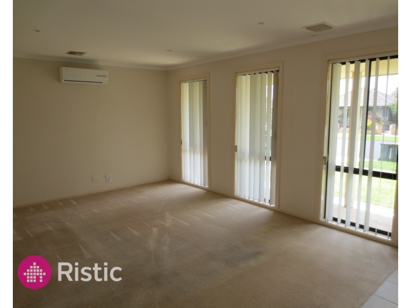 1/125 South Street, Hadfield VIC 3046