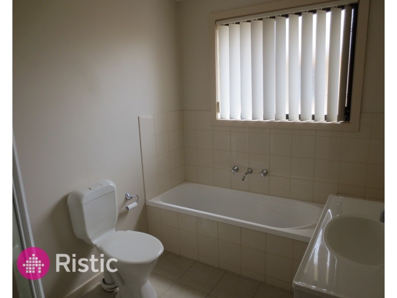 1/125 South Street, Hadfield VIC 3046