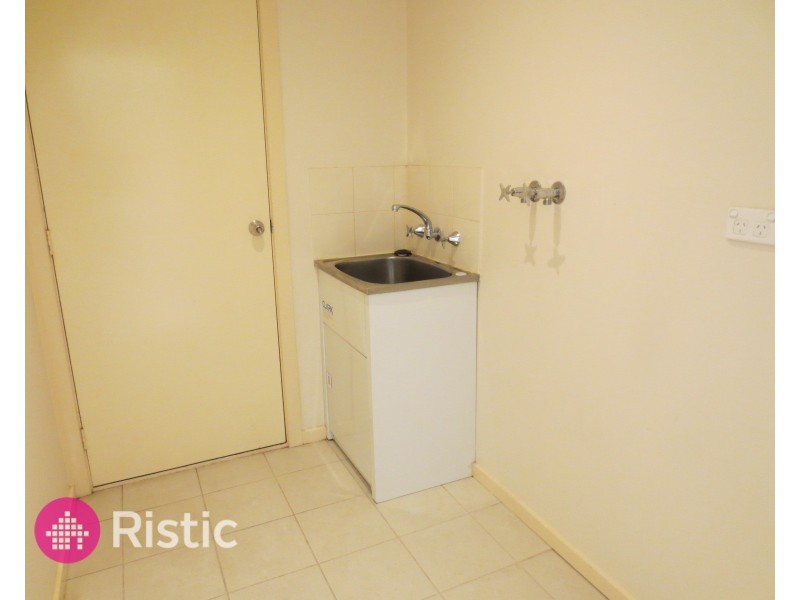 1/125 South Street, Hadfield VIC 3046