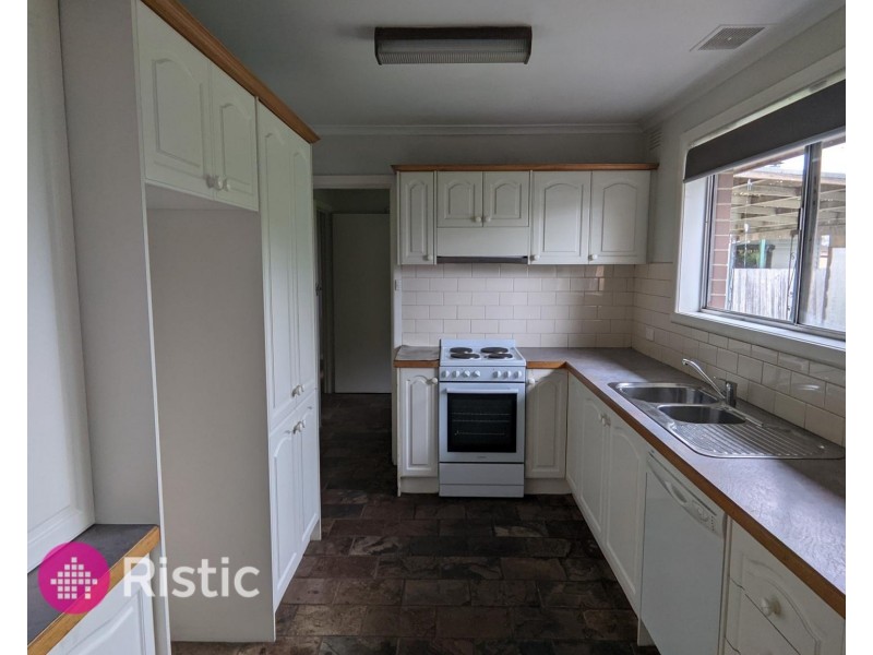 19 Memorial Avenue, Epping VIC 3076