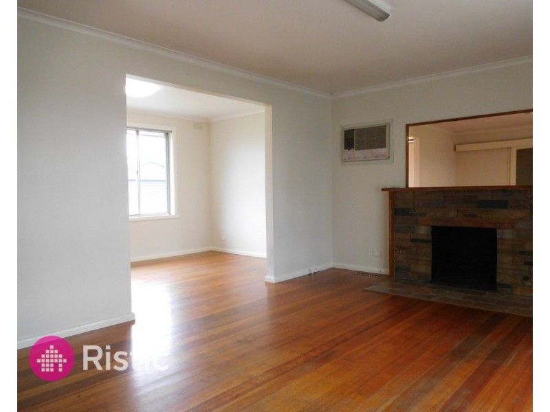 19 Memorial Avenue, Epping VIC 3076