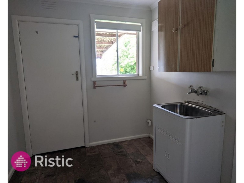 19 Memorial Avenue, Epping VIC 3076