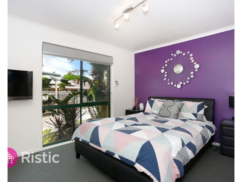 2/68 Northumberland Drive, Epping VIC 3076