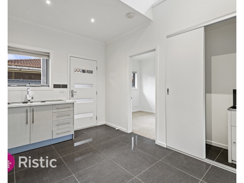 3/13 Hall Street, Epping VIC 3076